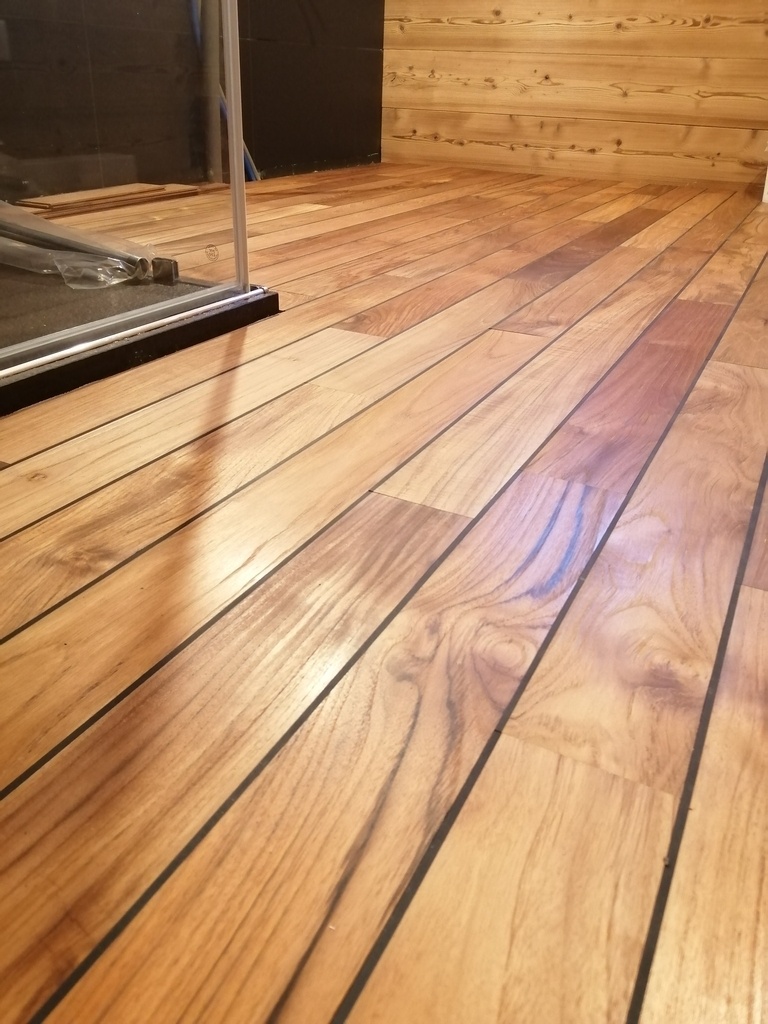 cacher carrelage sol salle de bain