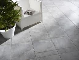 carrelage travertin exterieur gris