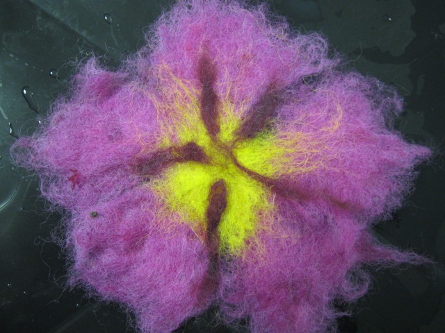 peut on mettre du carrelage sur du carrelage mural